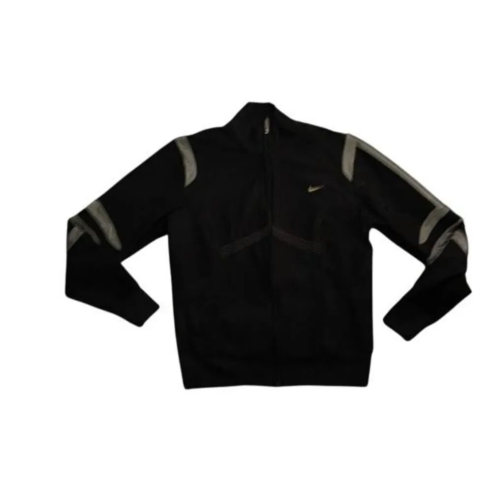 NIKE GRAPHIC EMBROIDERED TRACK JACKET